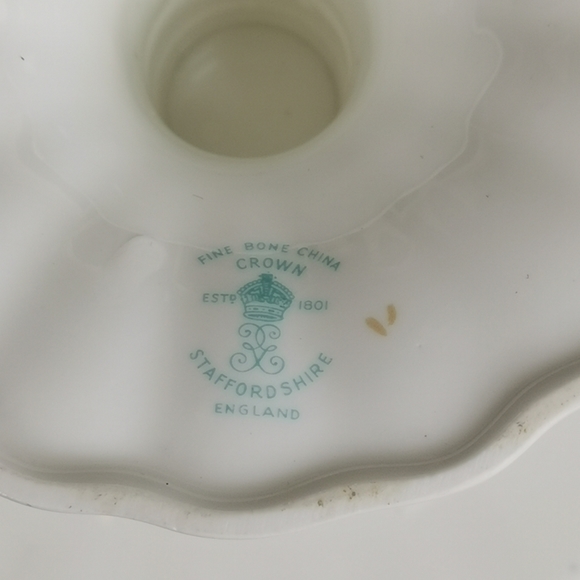 Vintage Crown Staffordshire Fine Bone China Floral Pedestal 8.5" Cake Plate - Picture 8 of 8